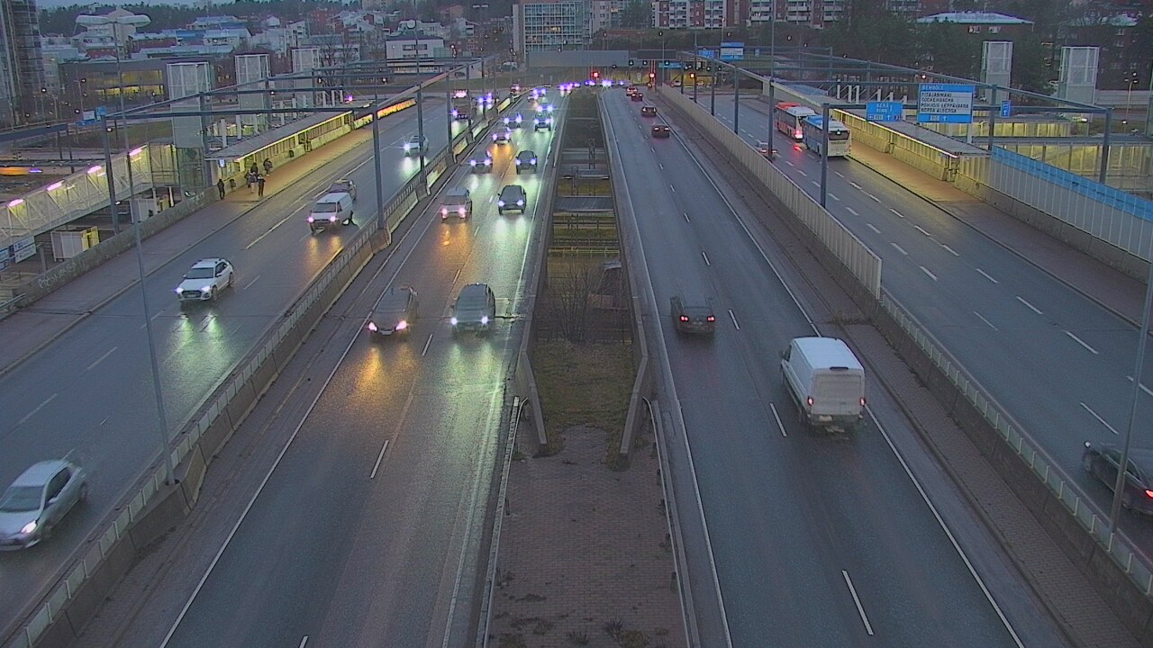 Weather Camera Image Road 101 Espoo Vermo, Espoo, Uusimaa