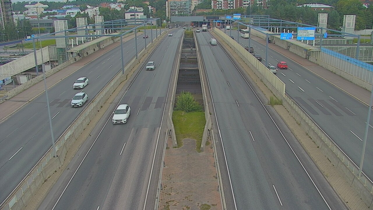 Weather Camera Image Road 101 Espoo Vermo, Espoo, Uusimaa
