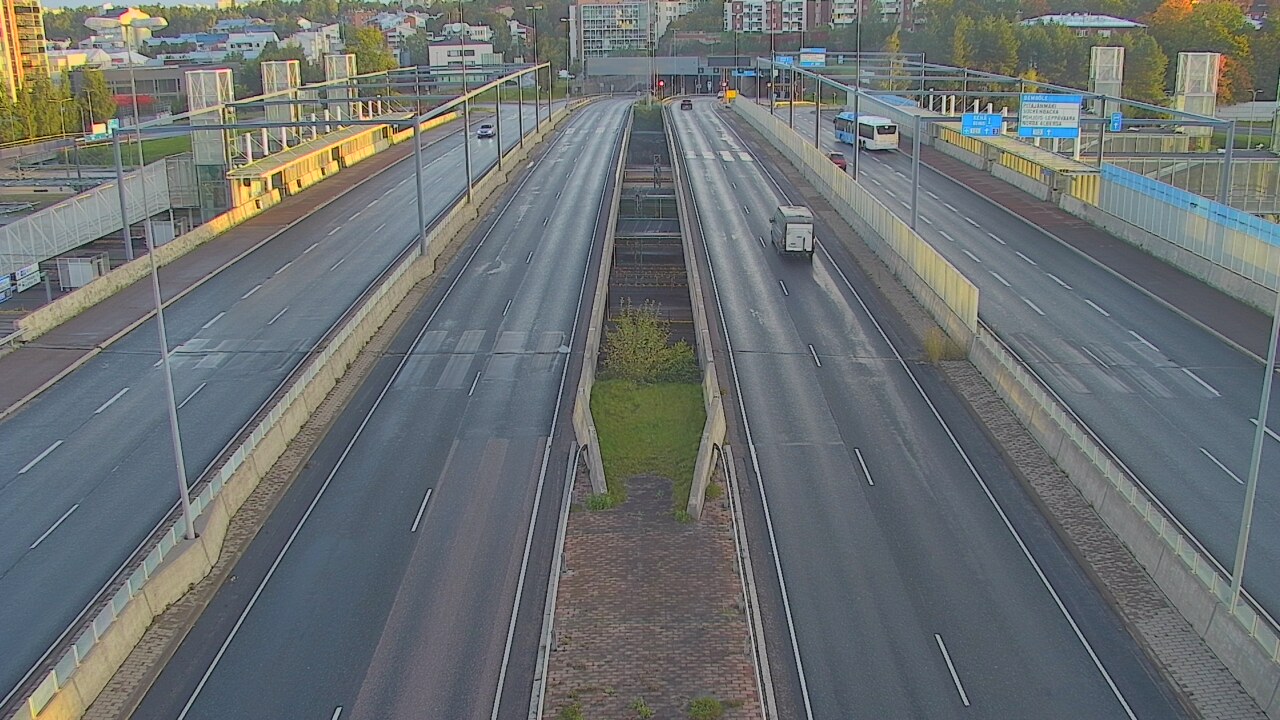 Weather Camera Image Road 101 Espoo Vermo, Espoo, Uusimaa