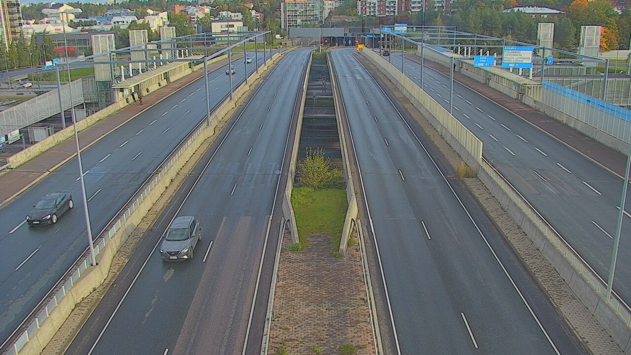 Weather Camera Image Road 101 Espoo Vermo, Espoo, Uusimaa