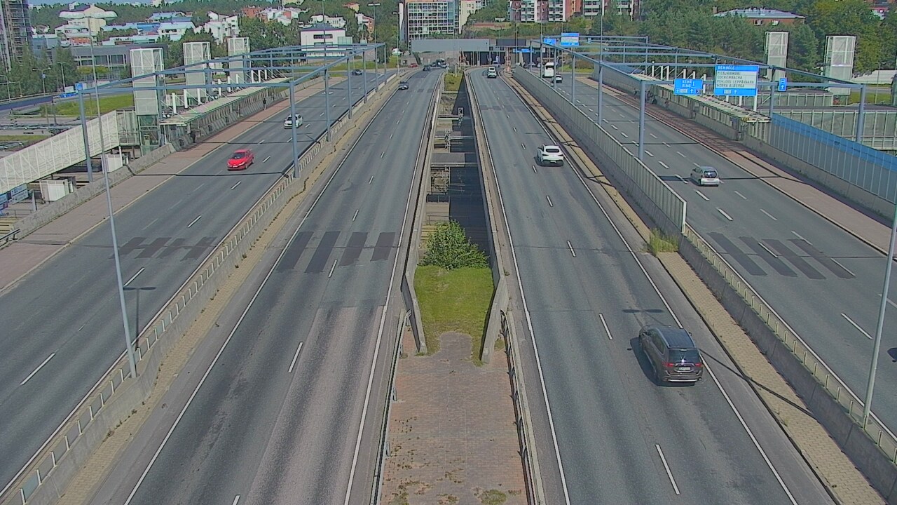 Weather Camera Image Road 101 Espoo Vermo, Espoo, Uusimaa