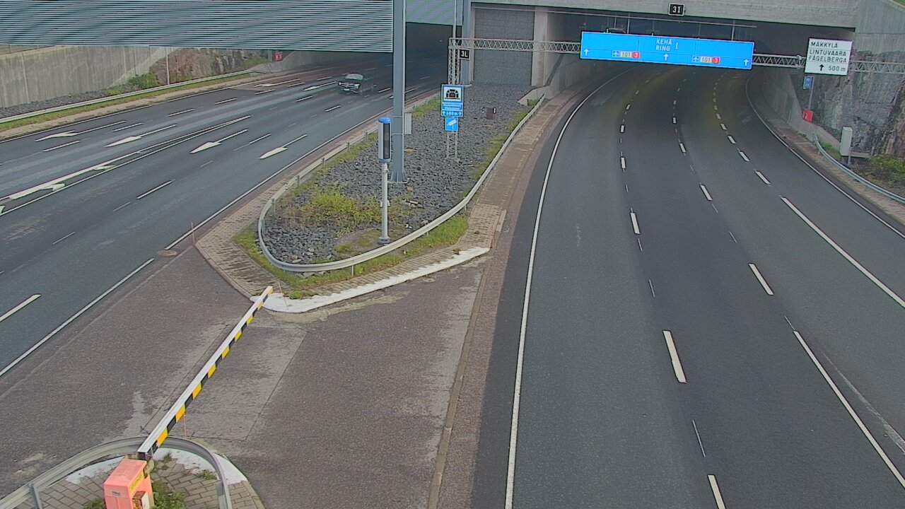 Weather Camera Image Road 101 Mestarintunneli, puomi, Espoo, Uusimaa