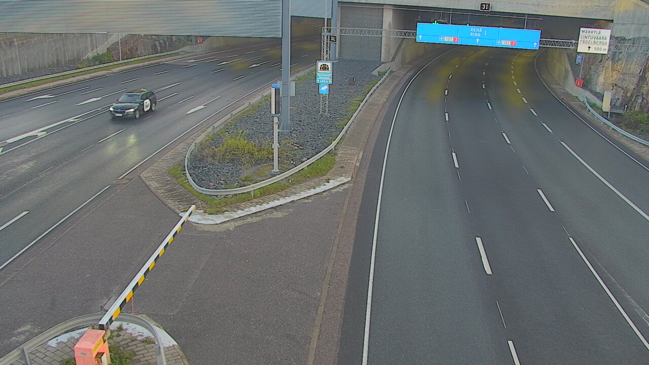 Weather Camera Image Road 101 Mestarintunneli, puomi, Espoo, Uusimaa