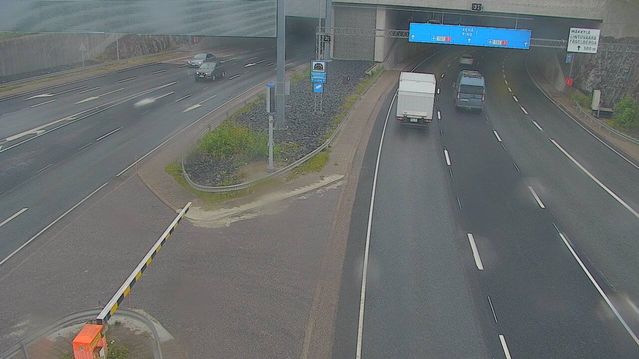 Weather Camera Image Road 101 Mestarintunneli, puomi, Espoo, Uusimaa