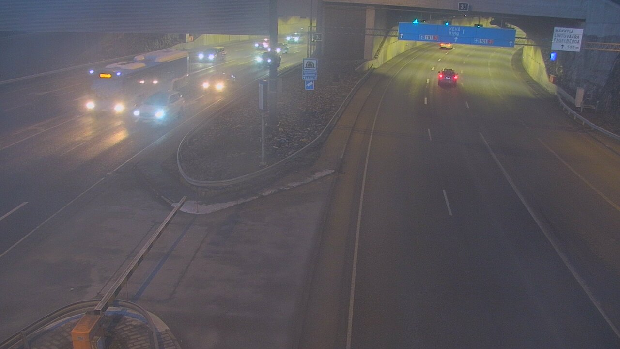 Weather Camera Image Väg 101 Mestarintunneli, puomi, Espoo, Uusimaa