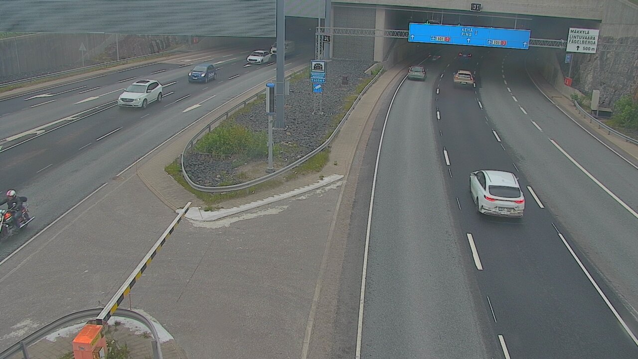 Weather Camera Image Väg 101 Mestarintunneli, puomi, Espoo, Uusimaa