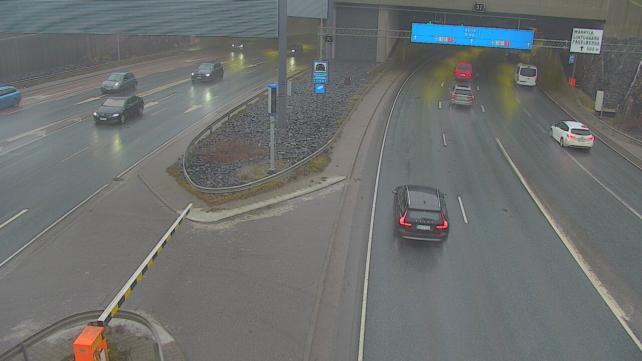 Weather Camera Image Väg 101 Mestarintunneli, puomi, Espoo, Uusimaa