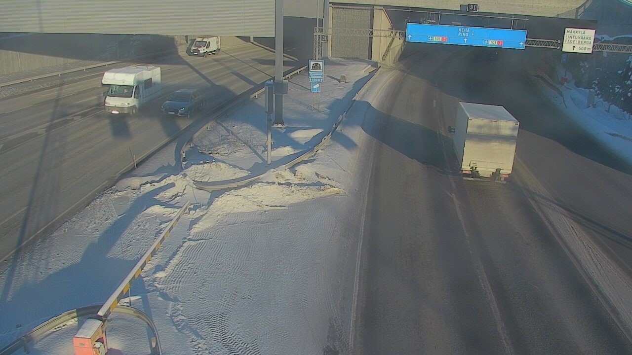Weather Camera Image Road 101 Mestarintunneli, puomi, Espoo, Uusimaa