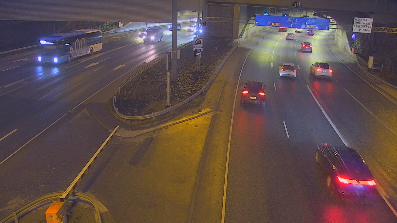 Weather Camera Image Road 101 Mestarintunneli, puomi, Espoo, Uusimaa
