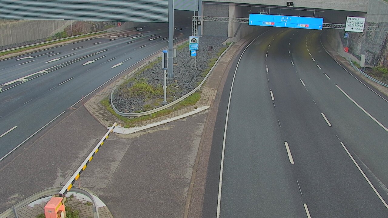 Weather Camera Image Road 101 Mestarintunneli, puomi, Espoo, Uusimaa