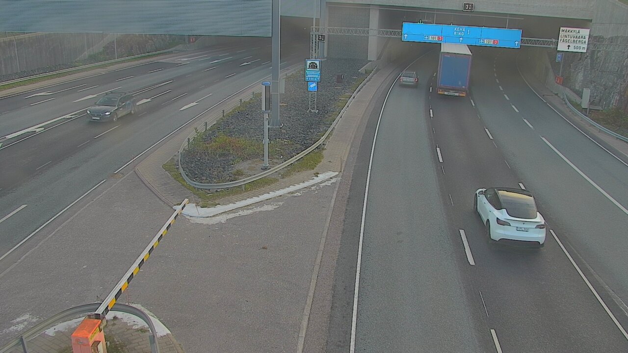 Weather Camera Image Väg 101 Mestarintunneli, puomi, Espoo, Uusimaa