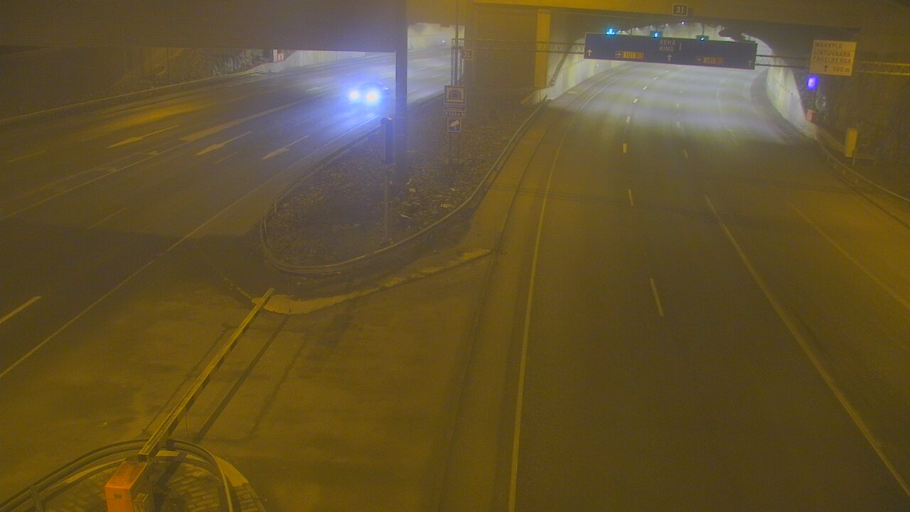 Weather Camera Image Väg 101 Mestarintunneli, puomi, Espoo, Uusimaa
