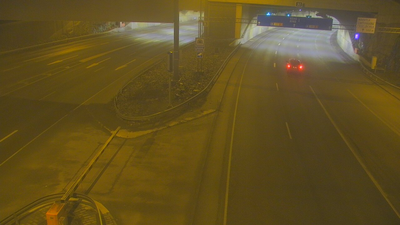 Weather Camera Image Väg 101 Mestarintunneli, puomi, Espoo, Uusimaa