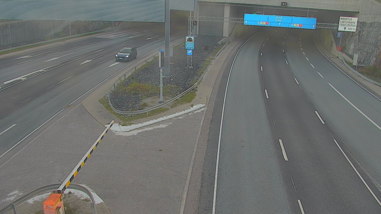 Weather Camera Image Väg 101 Mestarintunneli, puomi, Espoo, Uusimaa