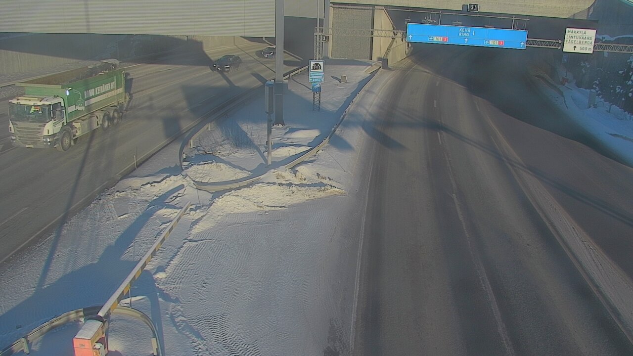 Weather Camera Image Road 101 Mestarintunneli, puomi, Espoo, Uusimaa