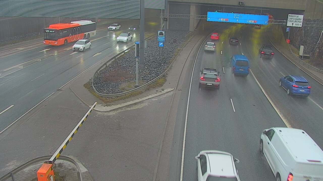 Weather Camera Image Väg 101 Mestarintunneli, puomi, Espoo, Uusimaa