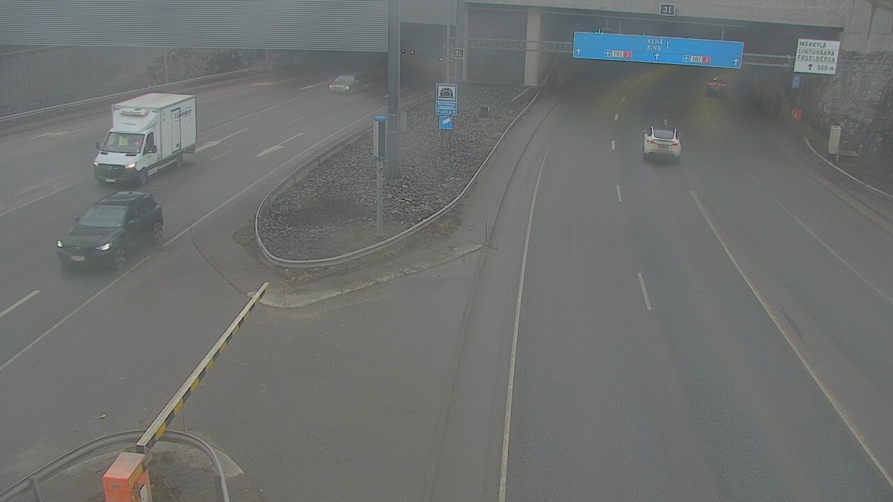 Weather Camera Image Road 101 Mestarintunneli, puomi, Espoo, Uusimaa