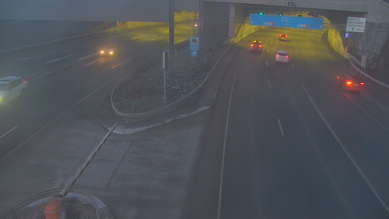 Weather Camera Image Väg 101 Mestarintunneli, puomi, Espoo, Uusimaa