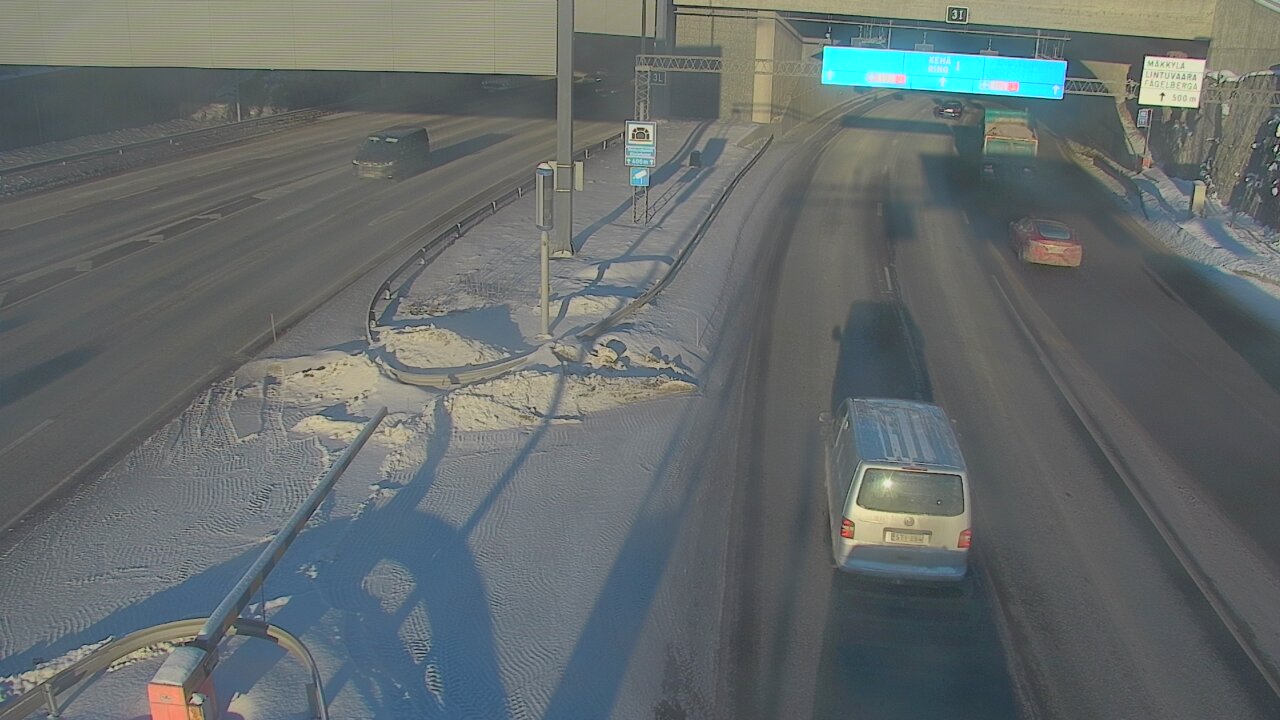 Weather Camera Image Road 101 Mestarintunneli, puomi, Espoo, Uusimaa