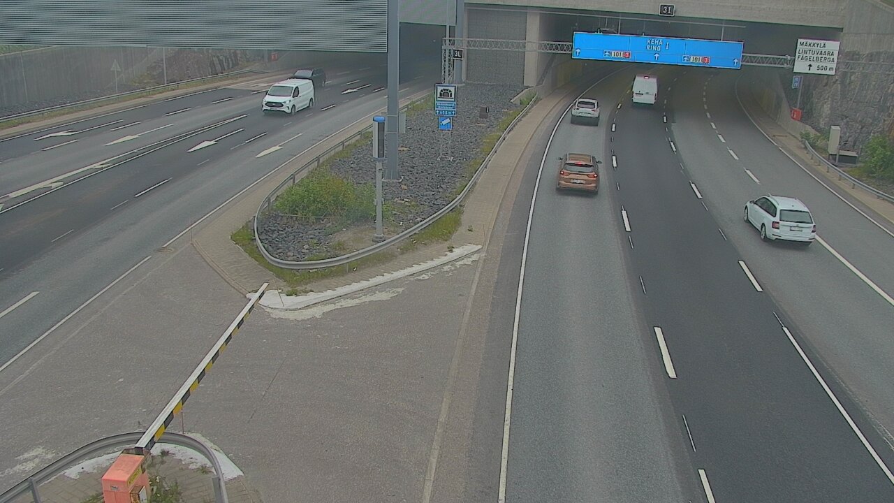 Weather Camera Image Road 101 Mestarintunneli, puomi, Espoo, Uusimaa