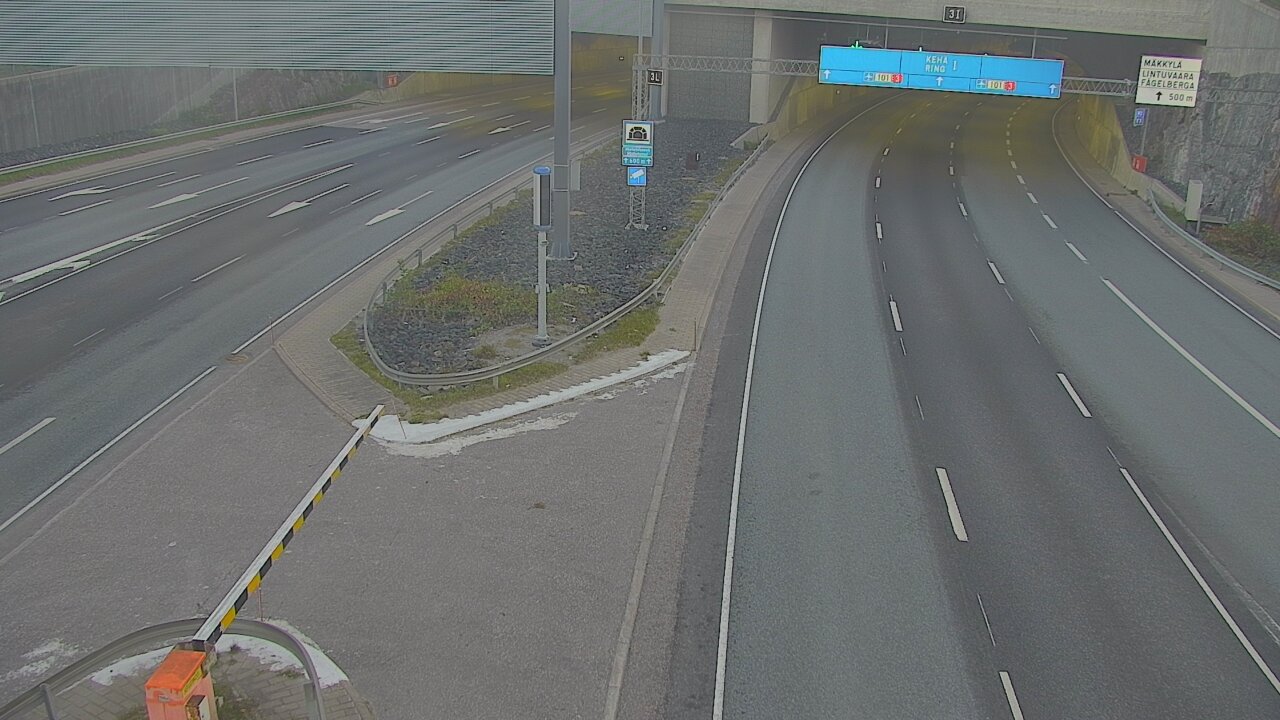 Weather Camera Image Väg 101 Mestarintunneli, puomi, Espoo, Uusimaa