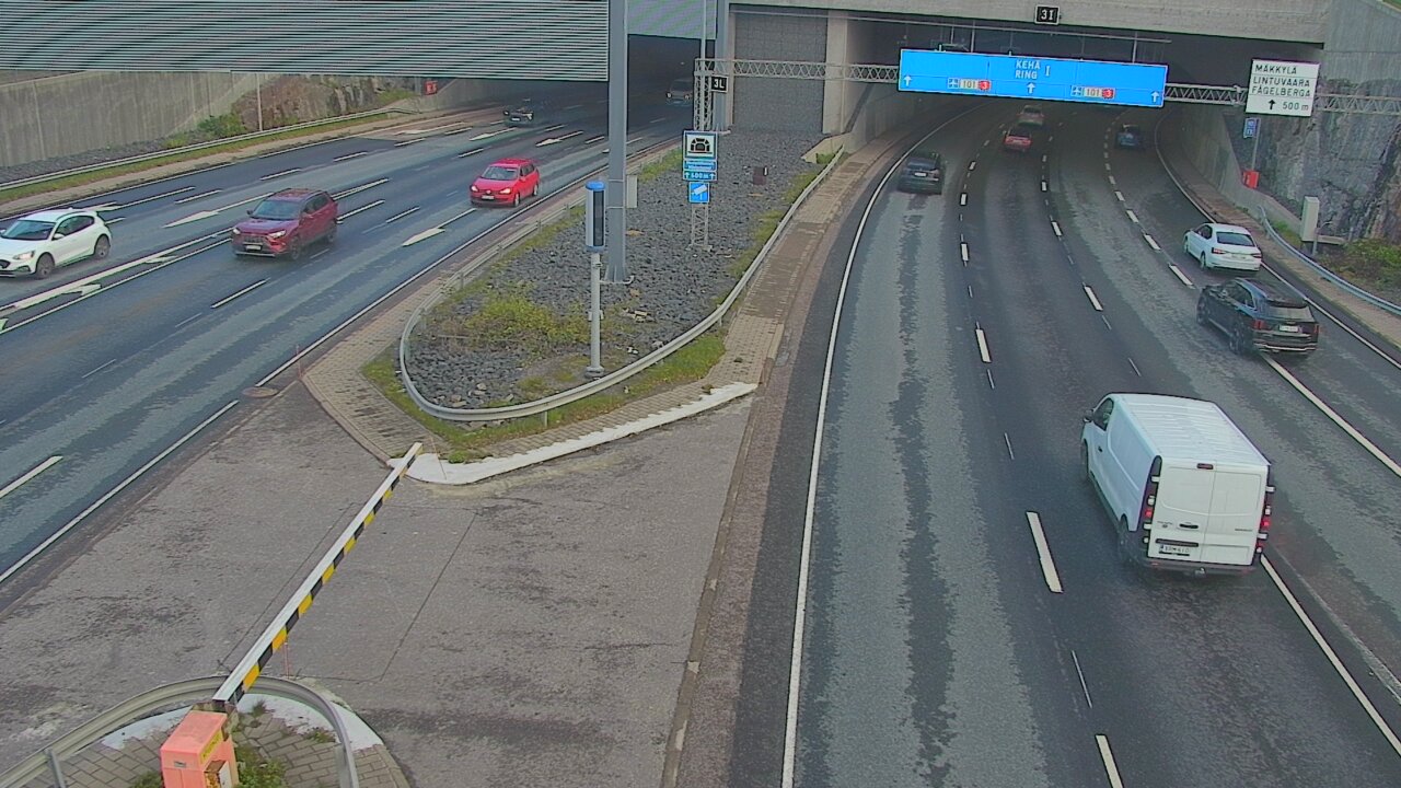Weather Camera Image Road 101 Mestarintunneli, puomi, Espoo, Uusimaa