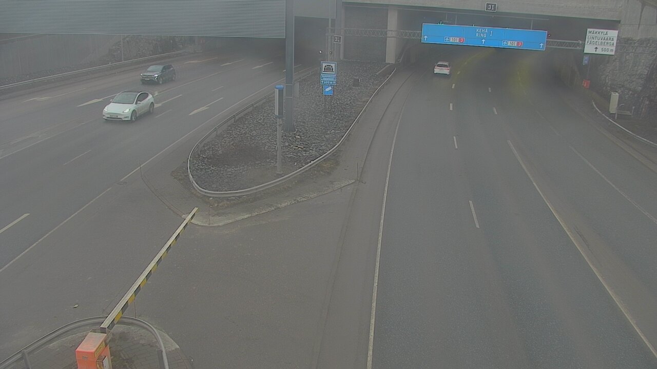 Weather Camera Image Road 101 Mestarintunneli, puomi, Espoo, Uusimaa