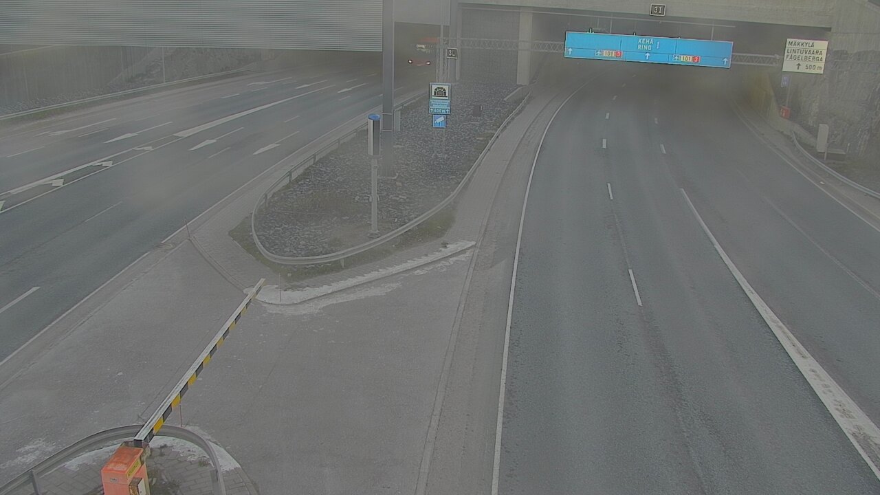 Weather Camera Image Väg 101 Mestarintunneli, puomi, Espoo, Uusimaa