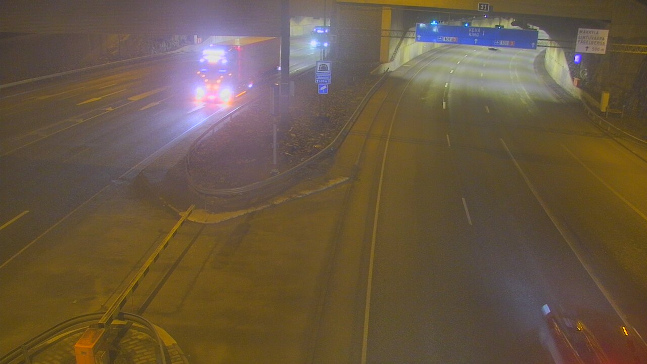 Weather Camera Image Väg 101 Mestarintunneli, puomi, Espoo, Uusimaa