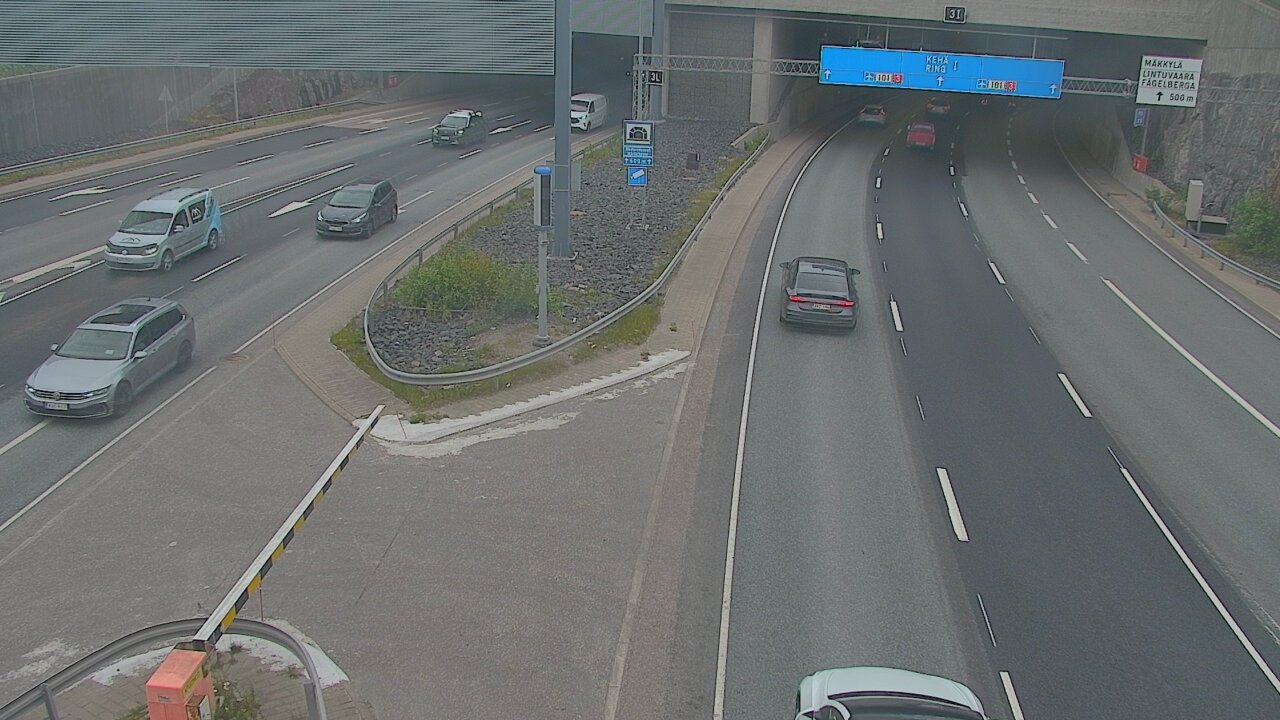 Weather Camera Image Väg 101 Mestarintunneli, puomi, Espoo, Uusimaa
