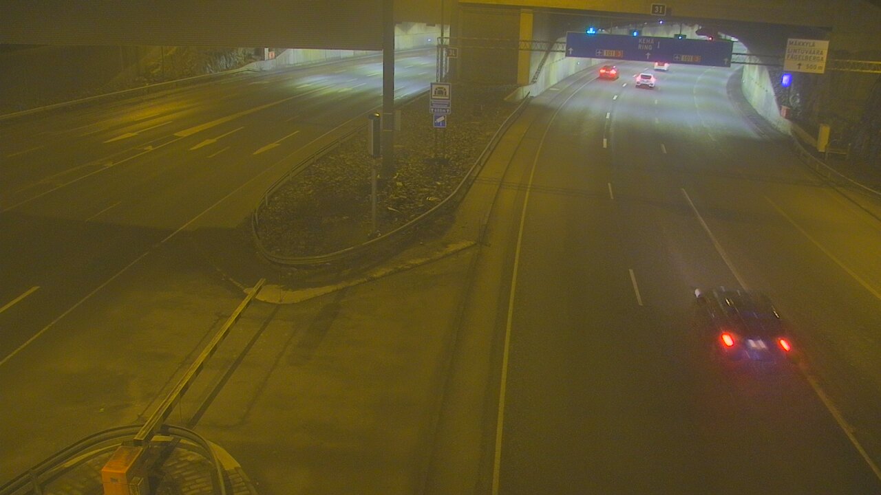 Weather Camera Image Väg 101 Mestarintunneli, puomi, Espoo, Uusimaa