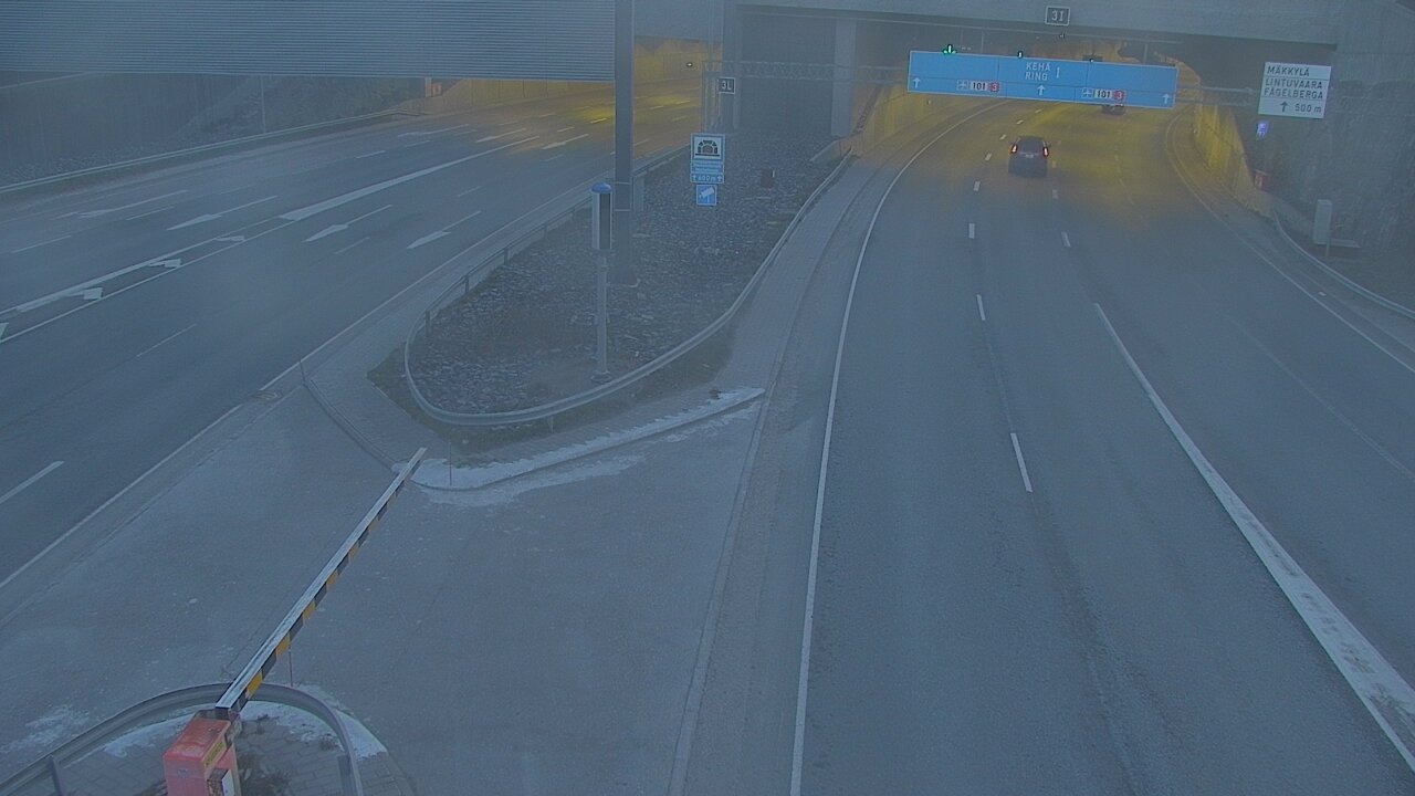 Weather Camera Image Väg 101 Mestarintunneli, puomi, Espoo, Uusimaa