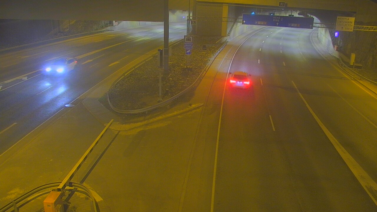 Weather Camera Image Road 101 Mestarintunneli, puomi, Espoo, Uusimaa