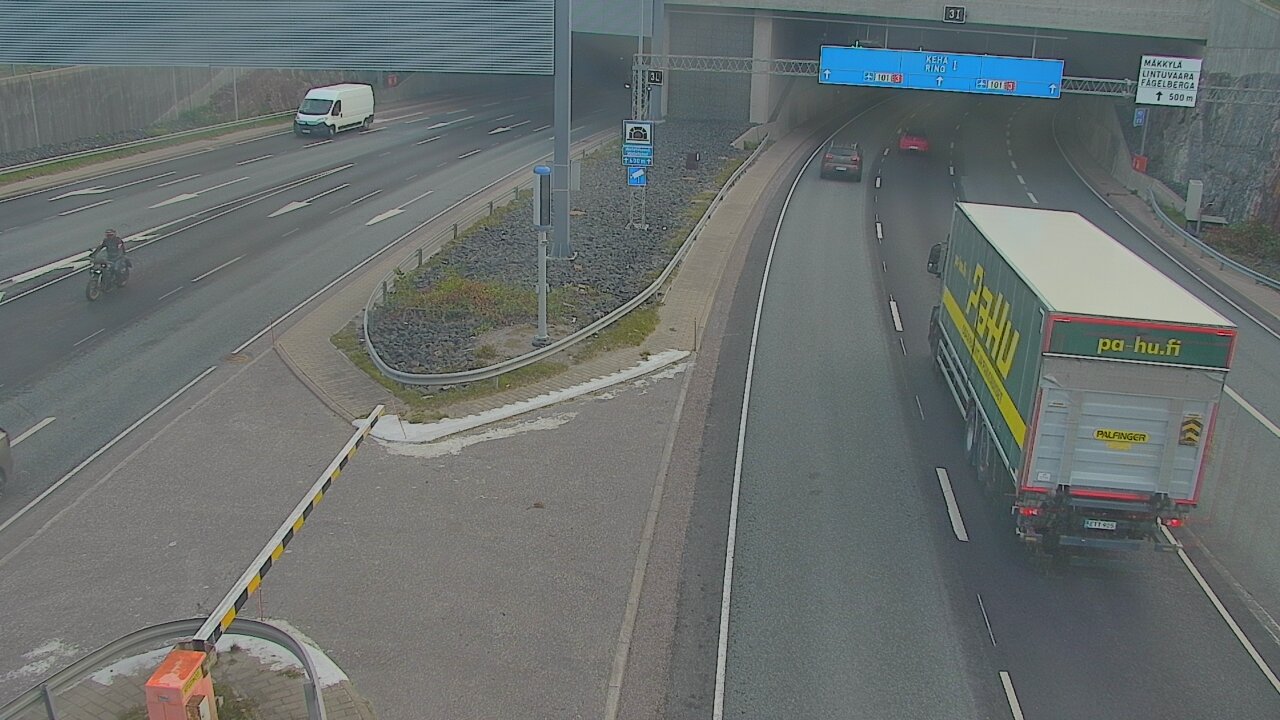 Weather Camera Image Väg 101 Mestarintunneli, puomi, Espoo, Uusimaa