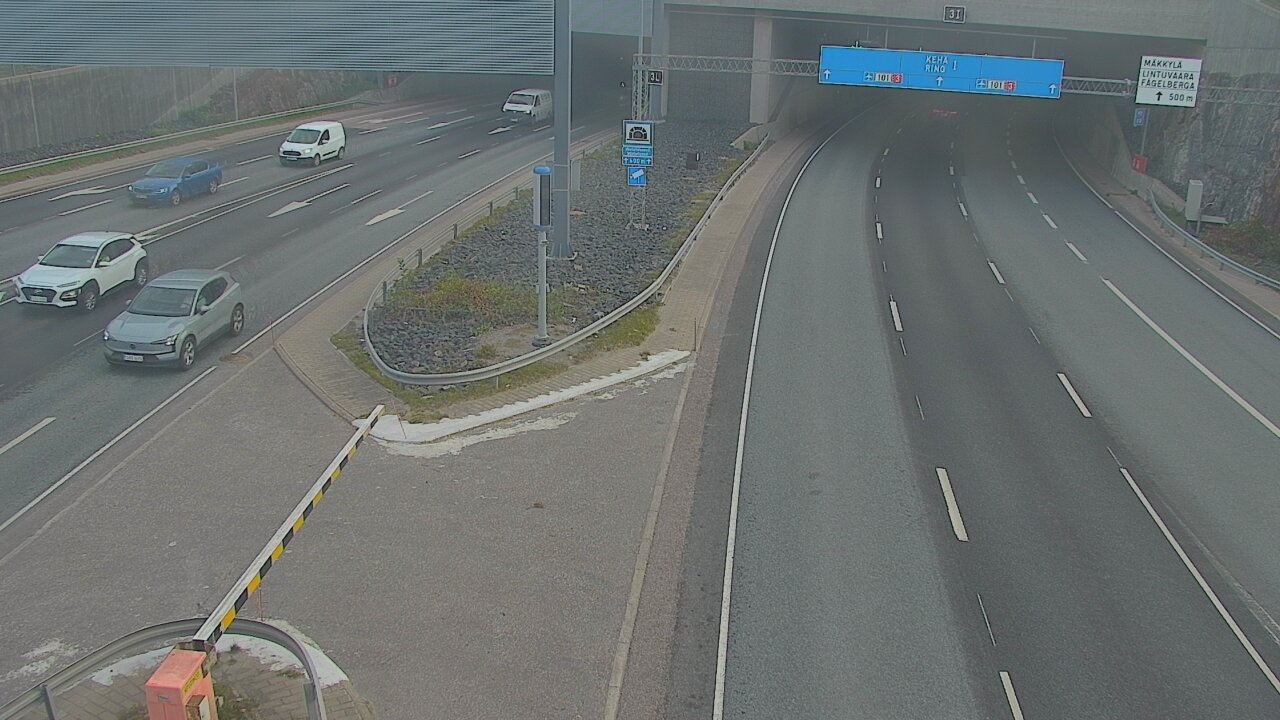 Weather Camera Image Väg 101 Mestarintunneli, puomi, Espoo, Uusimaa