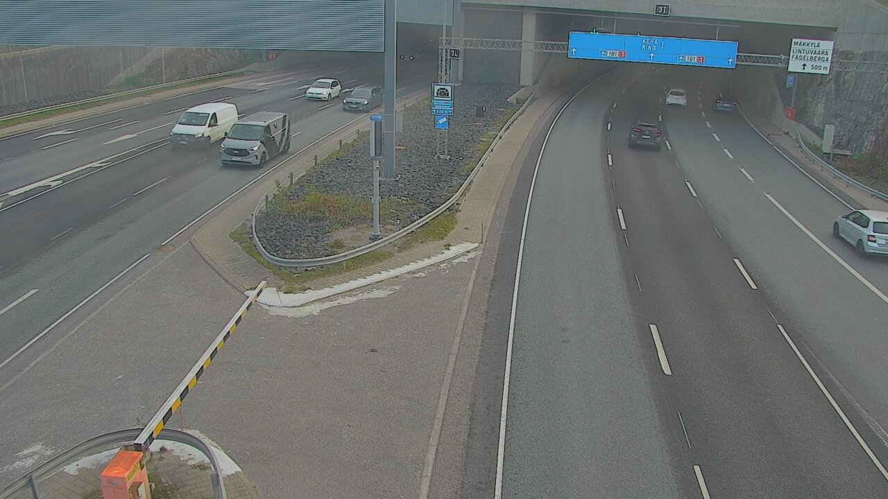 Weather Camera Image Väg 101 Mestarintunneli, puomi, Espoo, Uusimaa