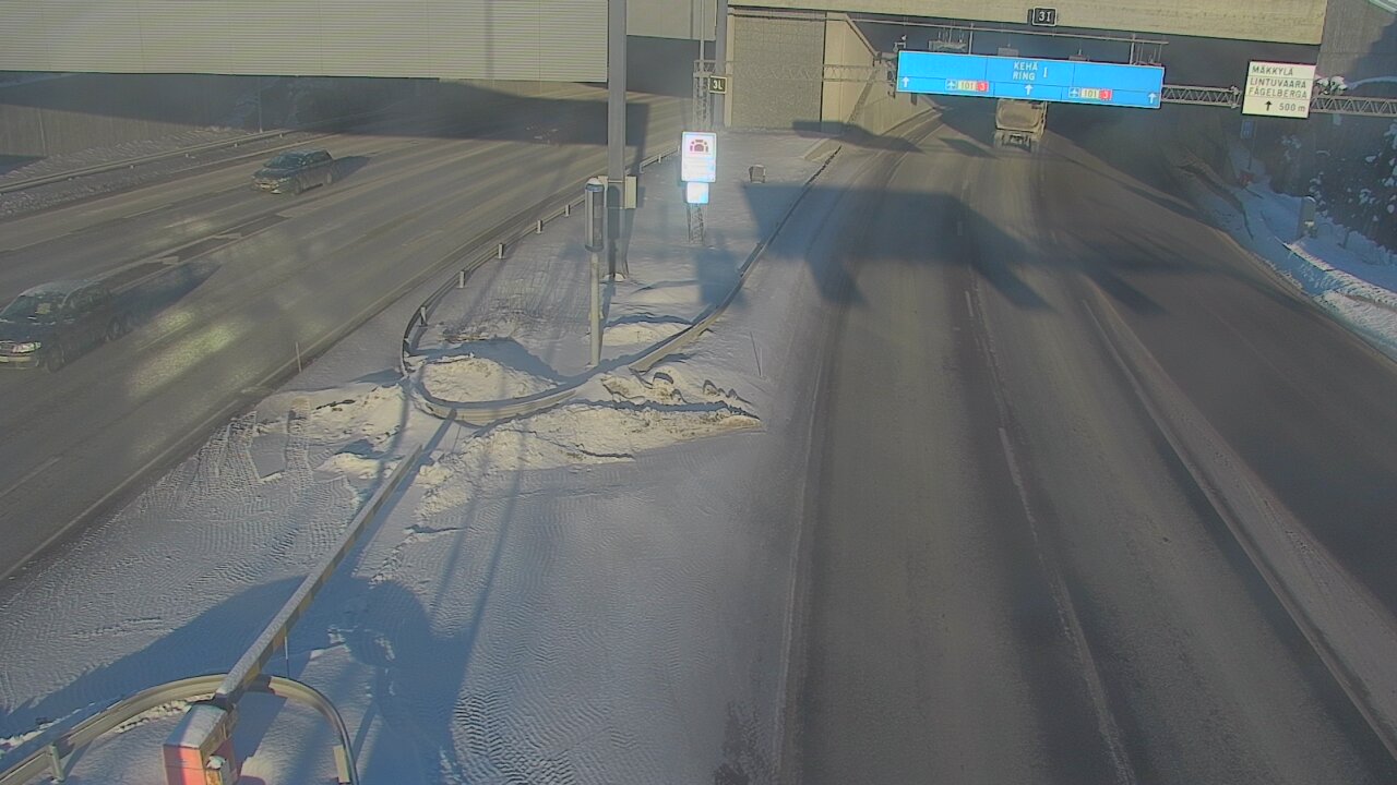 Weather Camera Image Road 101 Mestarintunneli, puomi, Espoo, Uusimaa