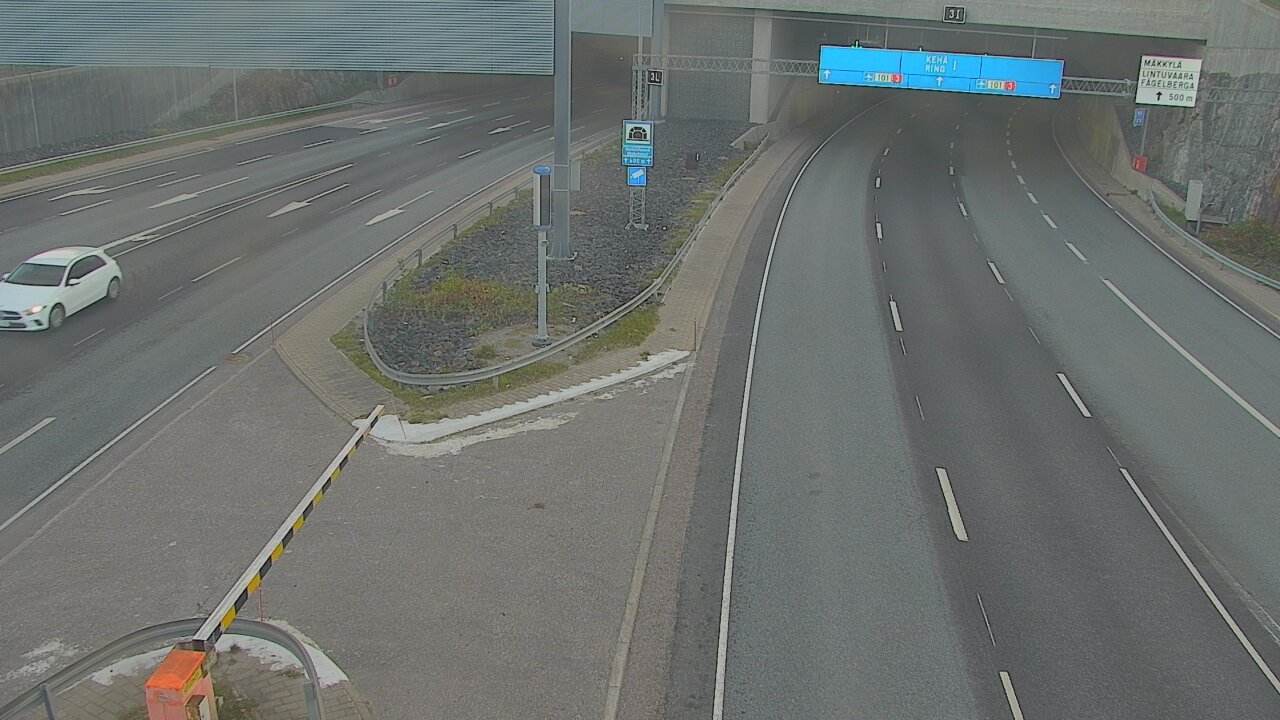 Weather Camera Image Väg 101 Mestarintunneli, puomi, Espoo, Uusimaa