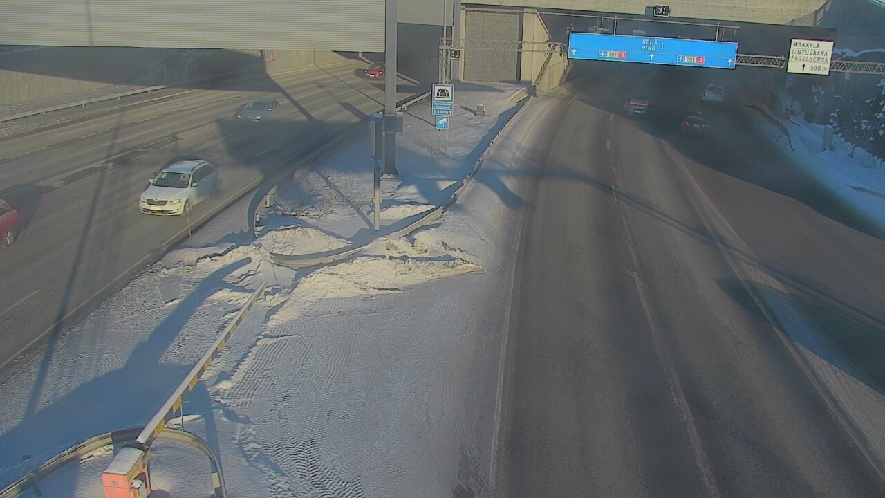 Weather Camera Image Road 101 Mestarintunneli, puomi, Espoo, Uusimaa