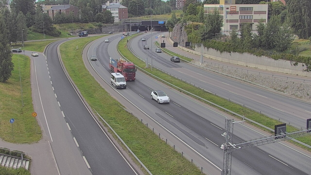 Weather Camera Image Road 101 Espoo, Vallikallio, Espoo, Uusimaa