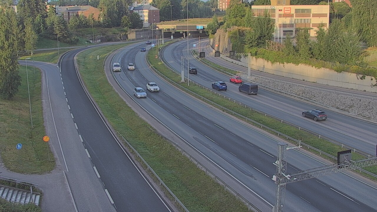 Weather Camera Image Road 101 Espoo, Vallikallio, Espoo, Uusimaa