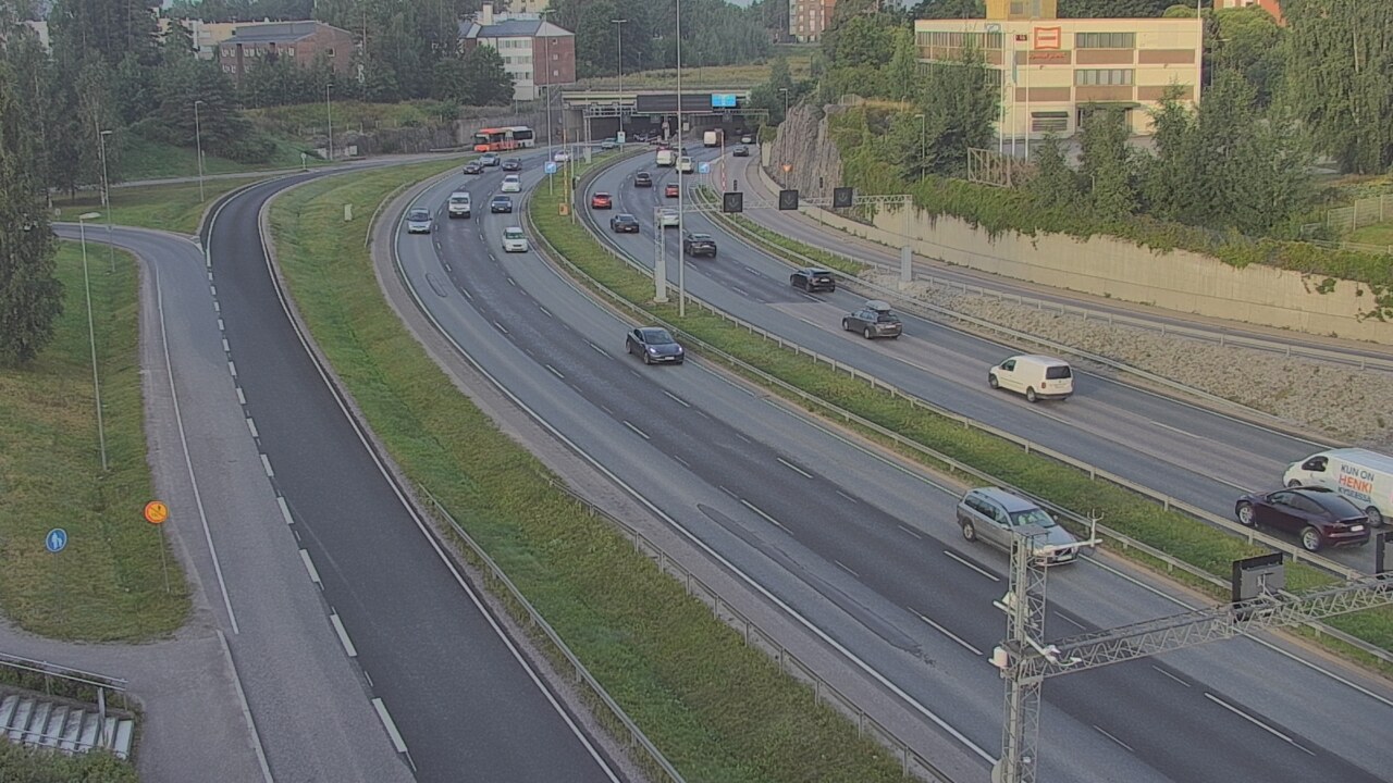 Weather Camera Image Road 101 Espoo, Vallikallio, Espoo, Uusimaa