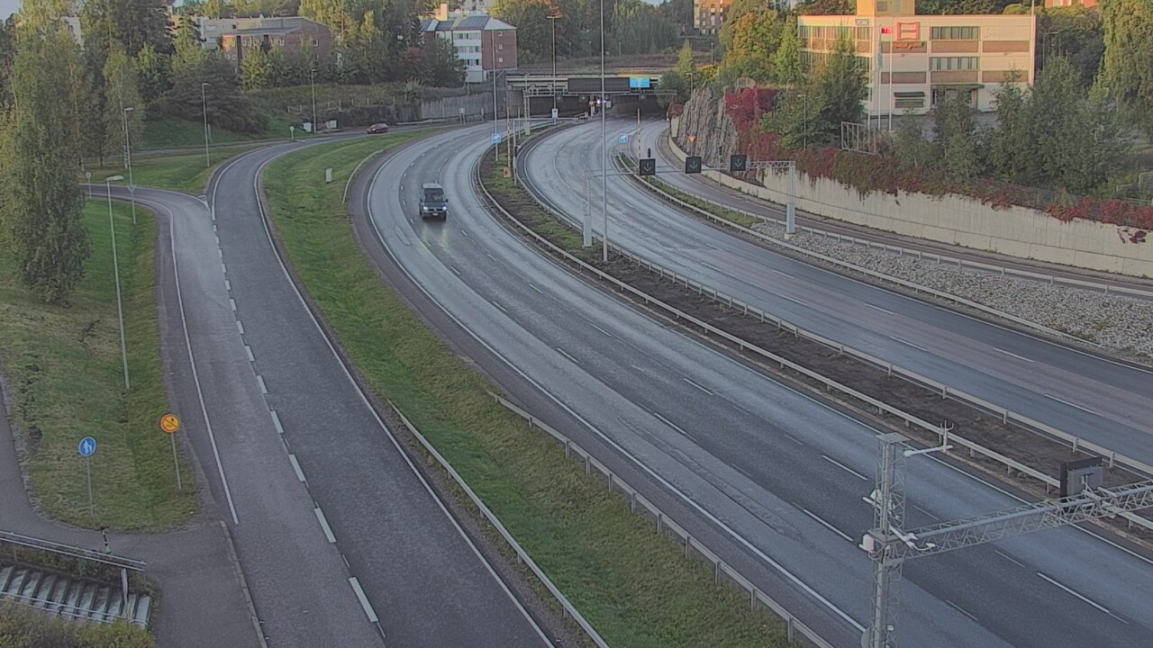 Weather Camera Image Road 101 Espoo, Vallikallio, Espoo, Uusimaa