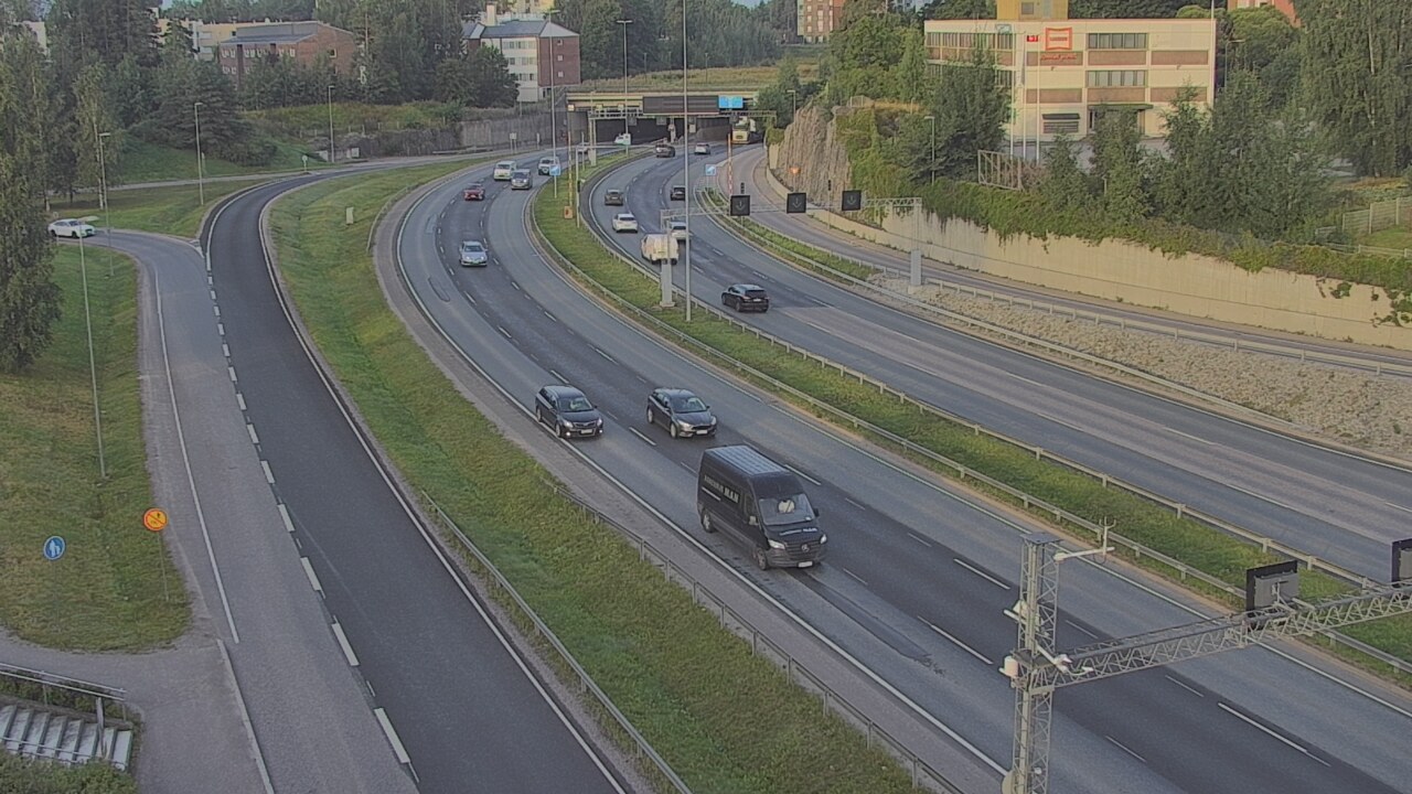 Weather Camera Image Road 101 Espoo, Vallikallio, Espoo, Uusimaa