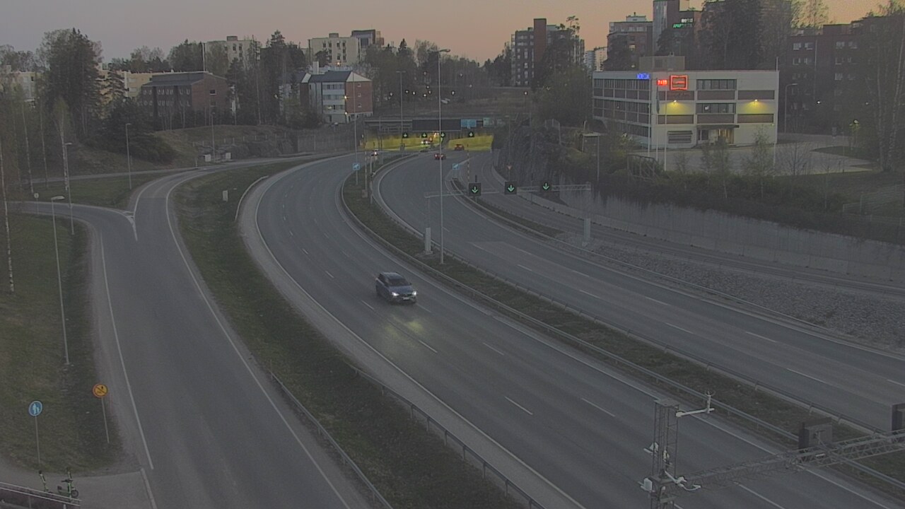 Weather Camera Image Road 101 Espoo, Vallikallio, Espoo, Uusimaa