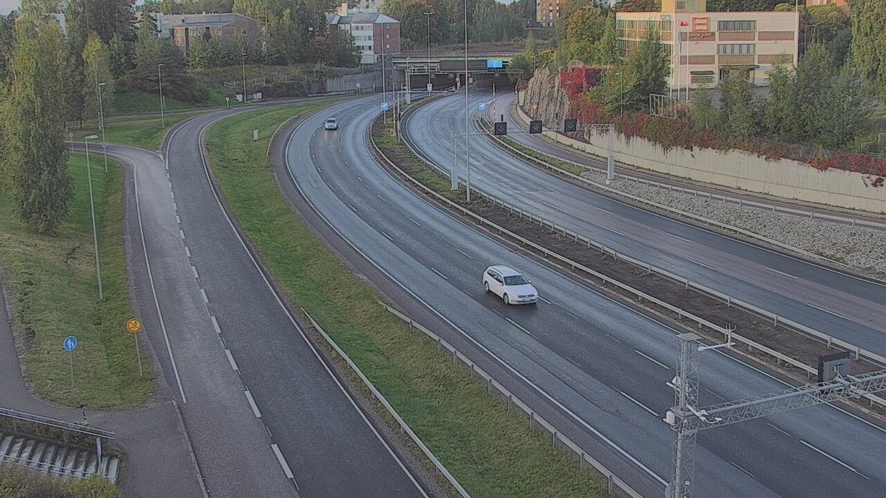 Weather Camera Image Road 101 Espoo, Vallikallio, Espoo, Uusimaa