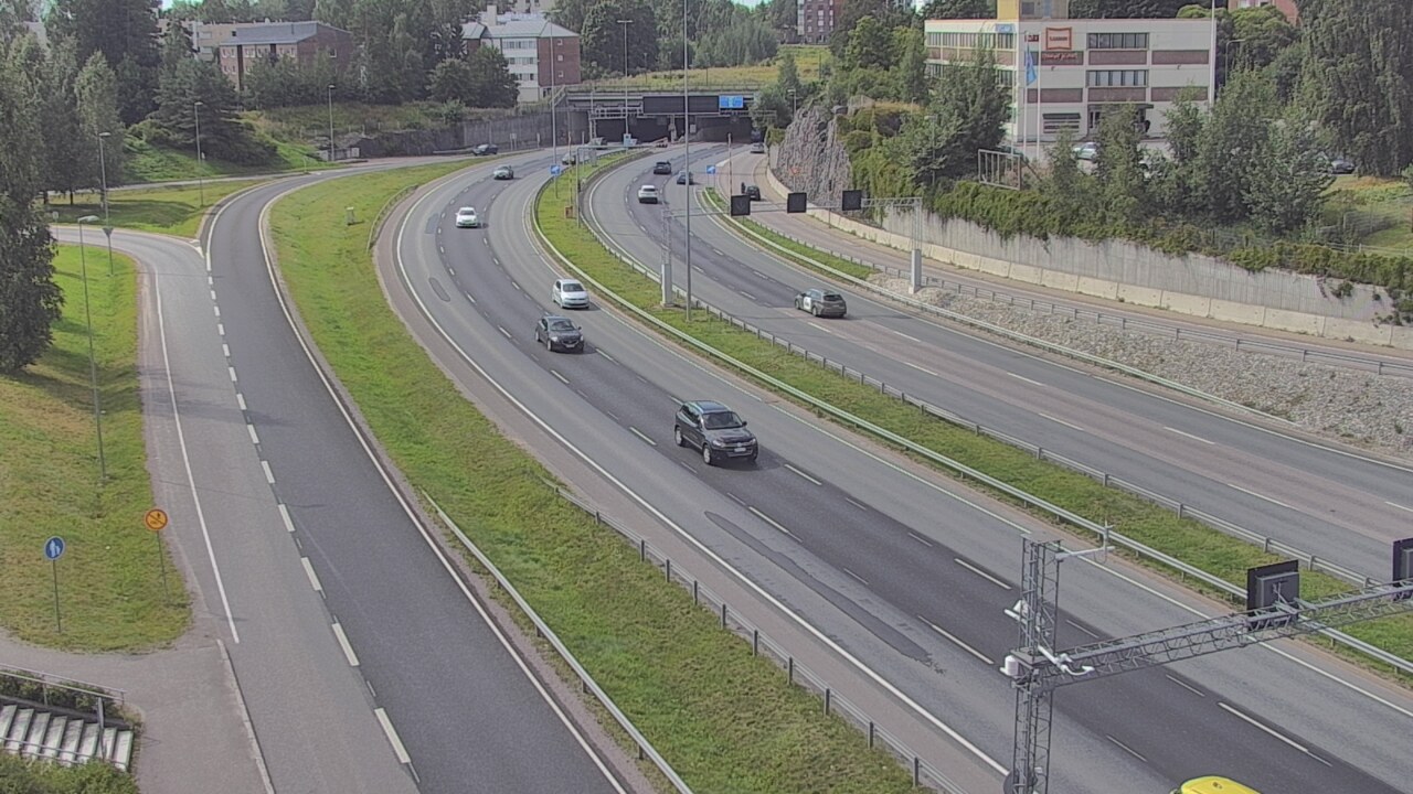 Weather Camera Image Road 101 Espoo, Vallikallio, Espoo, Uusimaa