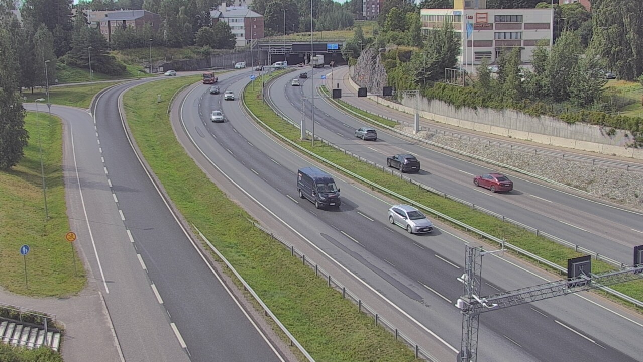 Weather Camera Image Road 101 Espoo, Vallikallio, Espoo, Uusimaa