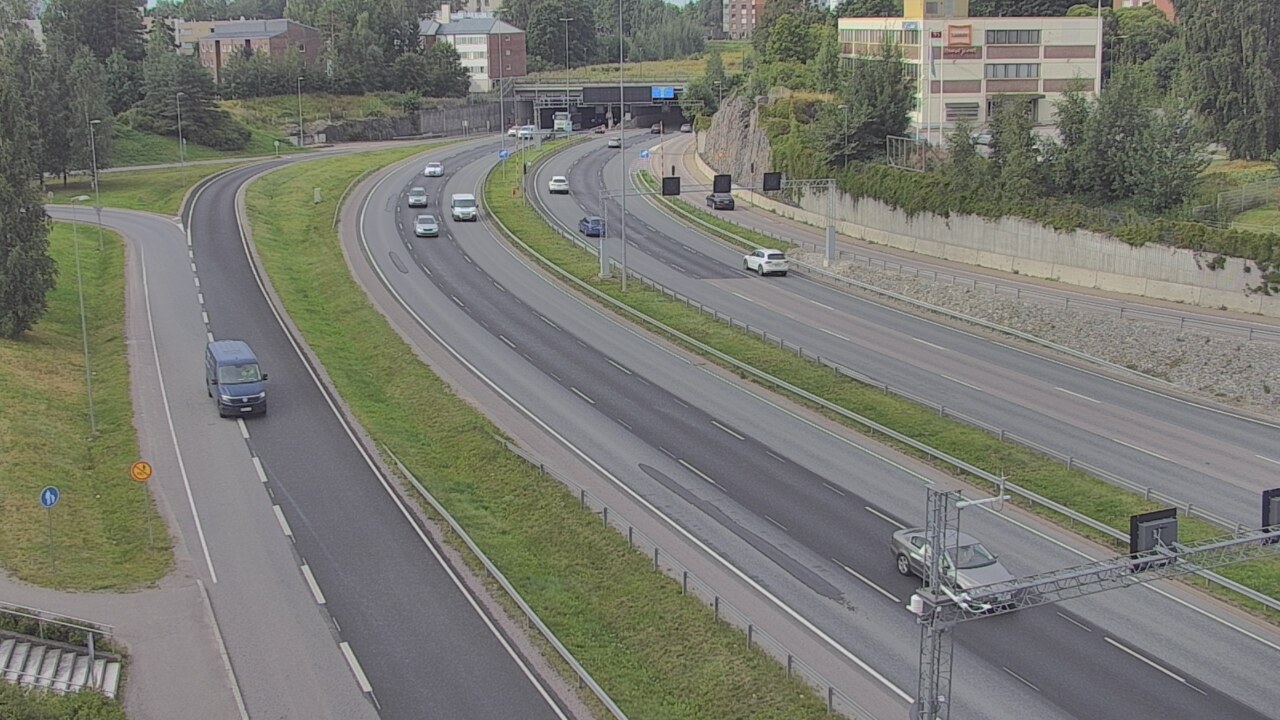 Weather Camera Image Road 101 Espoo, Vallikallio, Espoo, Uusimaa