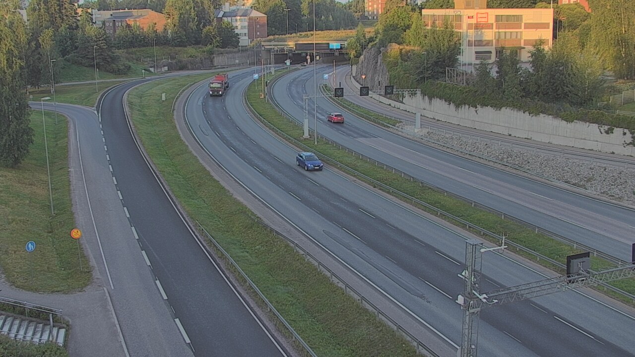 Weather Camera Image Road 101 Espoo, Vallikallio, Espoo, Uusimaa